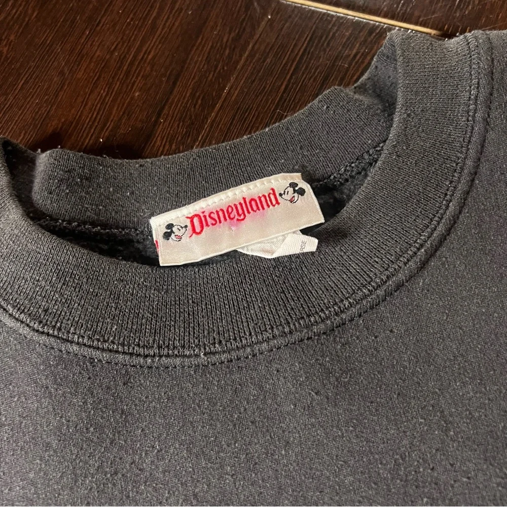 Disney Haunted Mansion Vintage RARE Crewneck Sweater - Black Large Glow in Dark - Picture 3 of 12